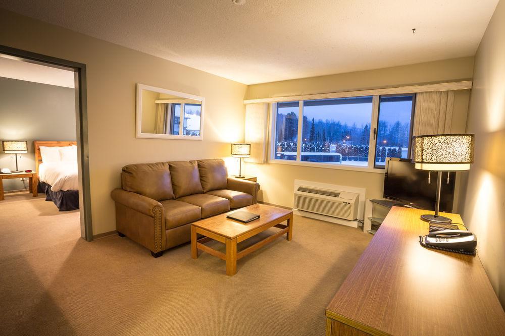 Prestige Hudson Bay Lodge & Conference Centre, Worldhotels Crafted Collection 스미더스 외부 사진